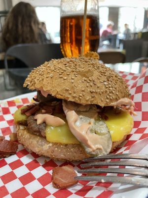 Double smashed  at La Golosa Vegan Vurger in Barcelona