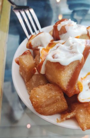 Bravas con alioli at La Golosa Vegan Vurger in Barcelona