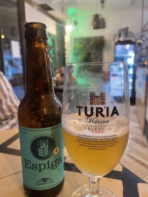   at La Golosa Vegan Vurger in Barcelona