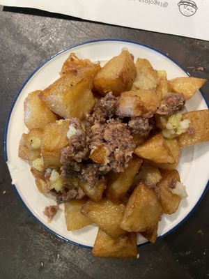 Guevos rotos  at La Golosa Vegan Vurger in Barcelona