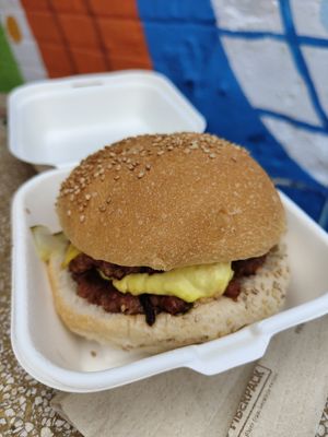  at La Golosa Vegan Vurger in Barcelona
