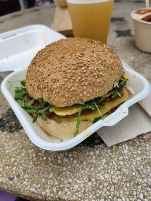  at La Golosa Vegan Vurger in Barcelona