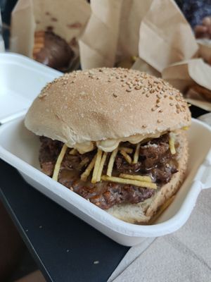  at La Golosa Vegan Vurger in Barcelona