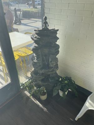 Meditating alien   at Veg & Go Plant Based in Riverside