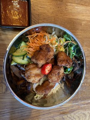 Vegan bowl with rice, vegetables and v-chicken (9,90€)  at Kini in Hamburg