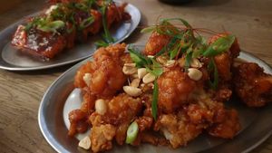 Tofu and cauliflower at Kini in Hamburg