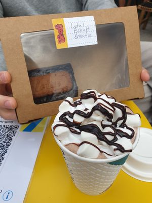 Deluxe hot chocolate at Scoff's in Horsforth