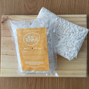 Tempeh de Garbanzos at Ten-tempeh in Bogota