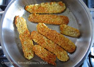 Yum yum!! at Ten-tempeh in Bogota