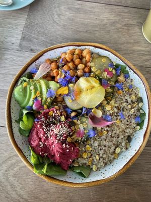 Flower Power Bowl  at Nicolau in Porto