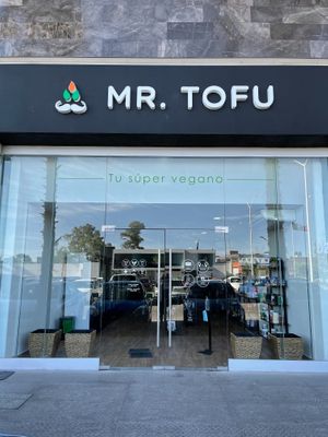 Main entrance at Mr. Tofu in Aguascalientes