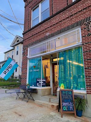 Outside  at CJ's Juicery in Alton