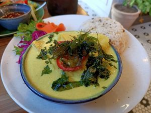 Yellow Curry at Little Digs in Fortitude Valley