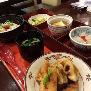 Close up at Shizenshoku Sunroom in Tokyo