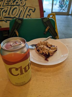 Berry bar at La Graine Brulée in Montreal