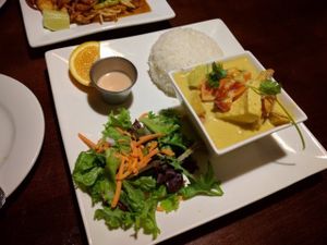 vegan curry, spicy at Thai Sapa in Springdale