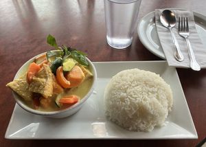 Yellow curry  at Thai Sapa in Springdale