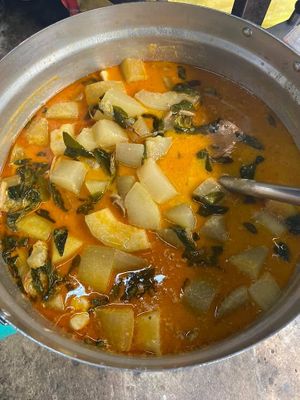 Vegan green curry with winter melon (Kaeng Kiew whan (Spicy)) at Nang Aharn Jay in Bangkok