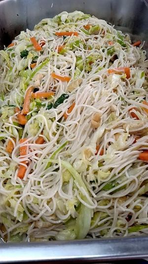 Vegan Chinese Styled Fried Noodle (Pad Mee Sua) at Nang Aharn Jay in Bangkok