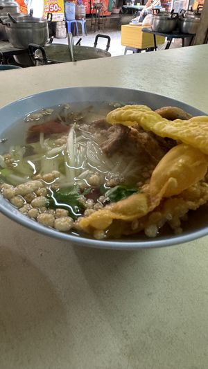 Noodle soupp  at Nang Aharn Jay in Bangkok