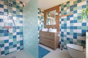 Bathroom at De Groene Mus  in Wervershoof