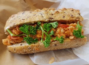Vegan "Mettbrötchen" at ALECO in Bremen