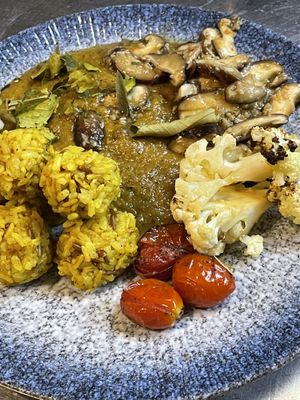 GF vegan rendang at WakaMama in Central Singapore