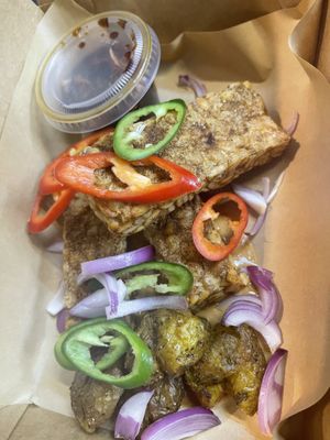 gf vegan tempeh steak at WakaMama in Central Singapore