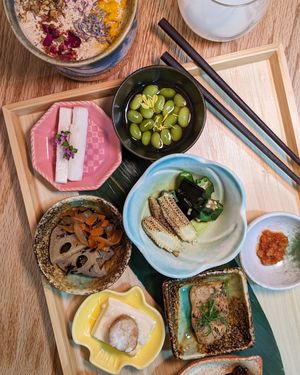 Vegan Hassun, Rainbow Moon Milk Latte, Sake at WakaMama in Central Singapore