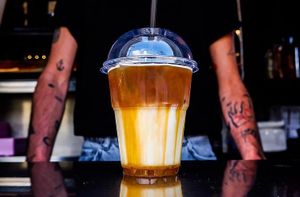 Oat coffee caramel latte at Estaçao de Santos in Lisbon