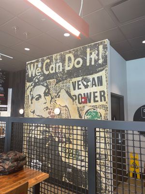 Vegan power at Stand-Up Burgers - Wells in Chicago