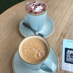 Classic Hot Chocolate and ‘deep immune’ hot drink at Fresh Kitchen + Juice Bar Hurontario in Mississauga