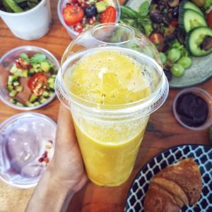 Mango shake with almond milk at Goldjunge Aachen-Laurensberg in Aachen