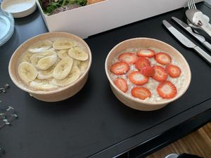 Banana and Strawberry porridge  at Goldjunge Aachen-Laurensberg in Aachen