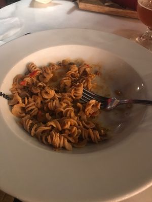 Lezzetsiz maalesef.Falafeli de sevmemiştim porsiyon doyurucu değil.Vegan seçenek olması iyi umarım geliştirirler.  at SAW - Big Chefs in Istanbul