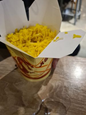 Box mit Reis (Kinderessen 😅) at SuJa in Hamburg