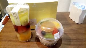 Seasonal fruit jelly, fruit pudding at The Vegan Marshmallooow in Tokyo