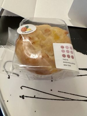 Pineapple muffin  at The Vegan Marshmallooow in Tokyo