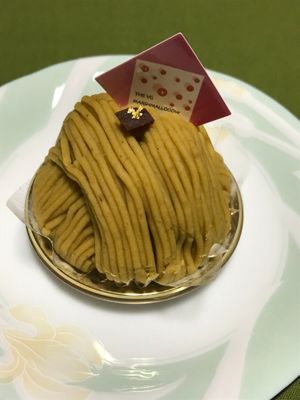 和栗のモンブラン🌰グルテンフリー
濃厚な栗のペーストと中には沢山の栗と美味しいクリームでとても美味しいモンブランでした✨ at The Vegan Marshmallooow in Tokyo