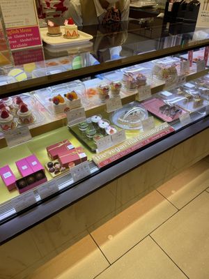 Cake window  at The Vegan Marshmallooow in Tokyo