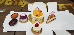 Our Dessert Haul! 😋🍰🎂 at The Vegan Marshmallooow in Tokyo