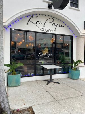Beautiful entrance on Osprey near Hillview at Ka Papa Cuisine in Sarasota