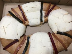 You can also special order vegan rosca de reyes 👑   at Rebeca's Bakery in Watsonville
