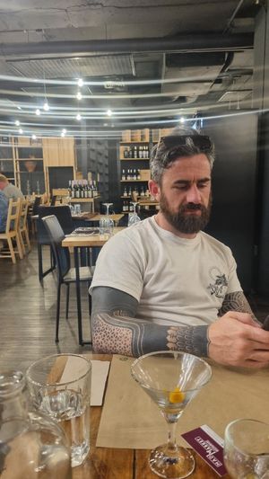 Lovely meal,  several vegan options! I asked for some grilled veggies and bread and it was exactly what I needed!!

Cocktail specials were so good we ordered them all ! at MadMarket in Funchal