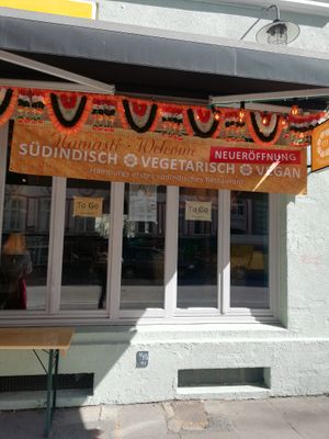 Südindisch - vegetarisch & vegan  at Mahadosa in Hamburg