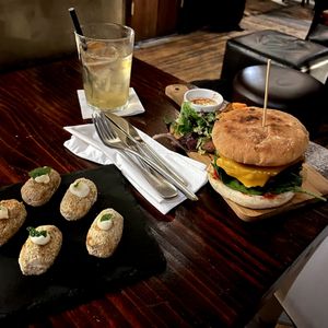 Burger, Croquetas and Cocktails at Penny Banger in Barcelona