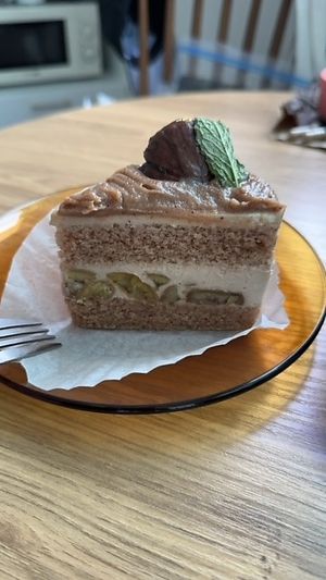 Chestnut cake  (V, GF). at Pengohoda - 펜고호다 in Jeju