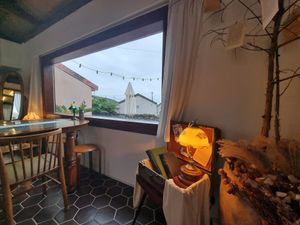 The cozy cafe at Pengohoda - 펜고호다 in Jeju