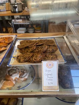 Vegan oatmeal raisin cookies at Silke's Old World Breads in Clarksville