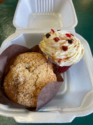 Blackberry muffin and carrot cake cupcake at Silke's Old World Breads in Clarksville